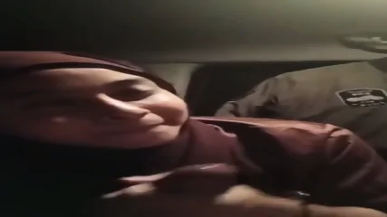 Awek Tudung Kulum Batang Dalam Kereta (Reupload) - Videos Film X Gros Seins Gratuite Gratuites HD | Jeux de Rue