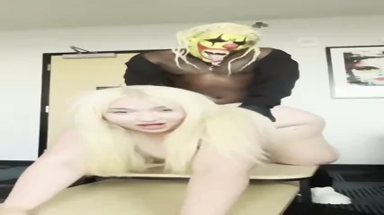 Harmony Deep-throat - Video Porno Gratuite HD | Jeux de Rue
