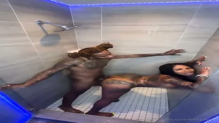 Keiyana "Private "Collection "At " - Video Porno Gratuite HD | Jeux de Rue