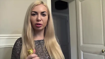 Blonde offerte et enculÃ©e comme une pute - Videos Belle-Fille Francaise Gratuites HD | Jeux de Rue