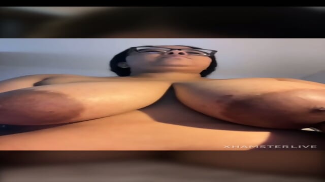Marta shows her big tits - Videos Film Porno Ebony Gratuite Gratuites HD | Jeux de Rue