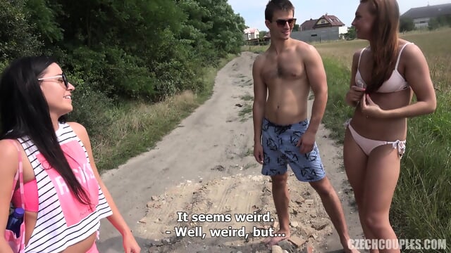 Czech Couple Public swing - Free Free Amateur Porn HD Videos | Jeux de Rue