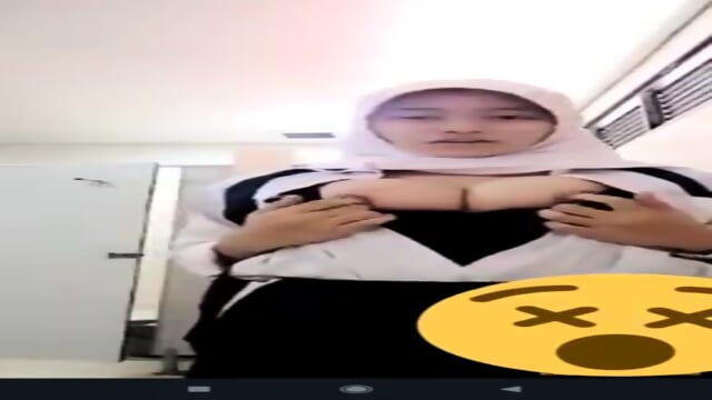 Nyaris ketahuan - Videos Film X Massage Gratuit Gratuites HD | Jeux de Rue