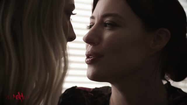 Teacher Jessica Seduced Student Lily - Videos Film X Blonde Gratuit Gratuites HD | Jeux de Rue