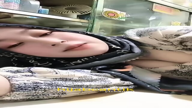 Jilboobs BIGO Indonesia jaga warung - Videos Film X Milf Gratuites HD | Jeux de Rue