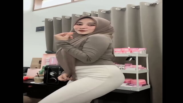 Bokep Indo Gangbang Hijab Tobrut Lagi Mabuk - Psx Guru - BDSM - Domination et Soumission | Jeux de Rue